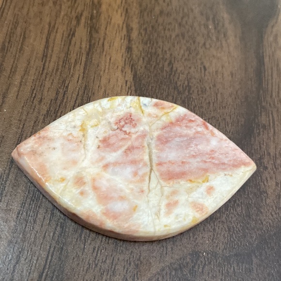FREE WORRY STONE - Picture 1 of 3